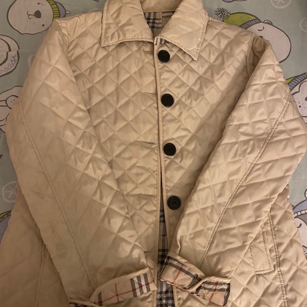 Coat with plaid inside